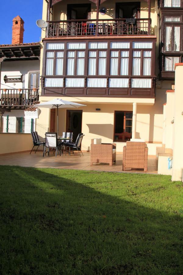 Casa Santiago Apartment Comillas Exterior photo